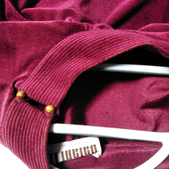 two piece skirt/blouse - Picture 6 of 15